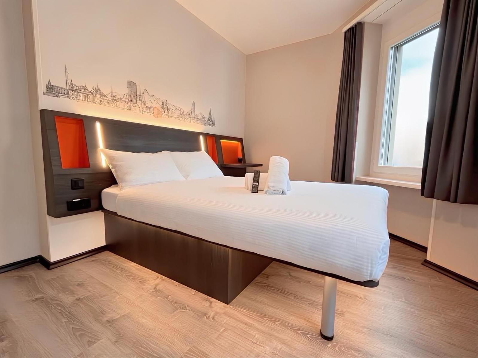 Easyhotel Zuerich Main Station Luaran gambar