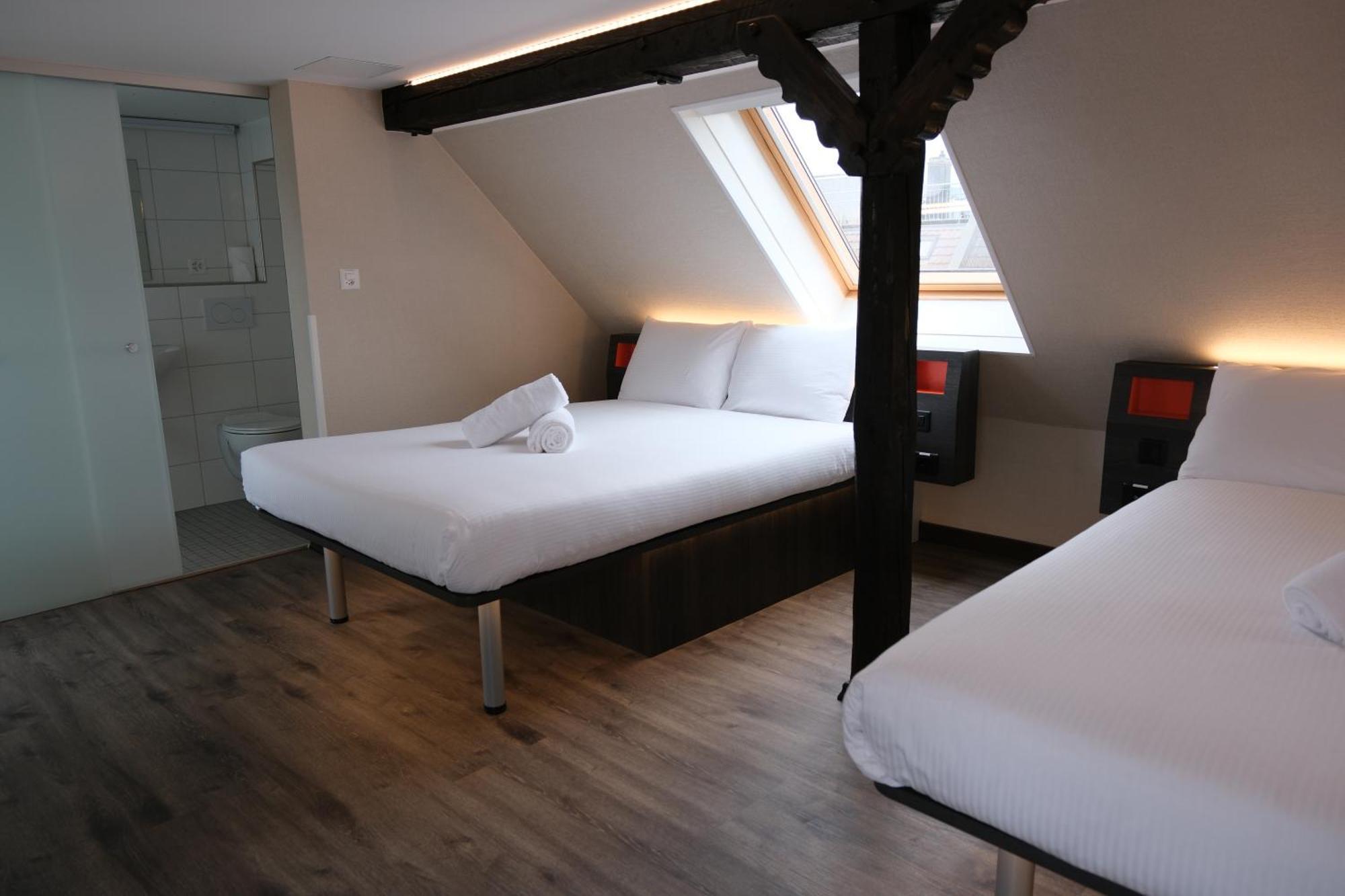 Easyhotel Zuerich Main Station Luaran gambar