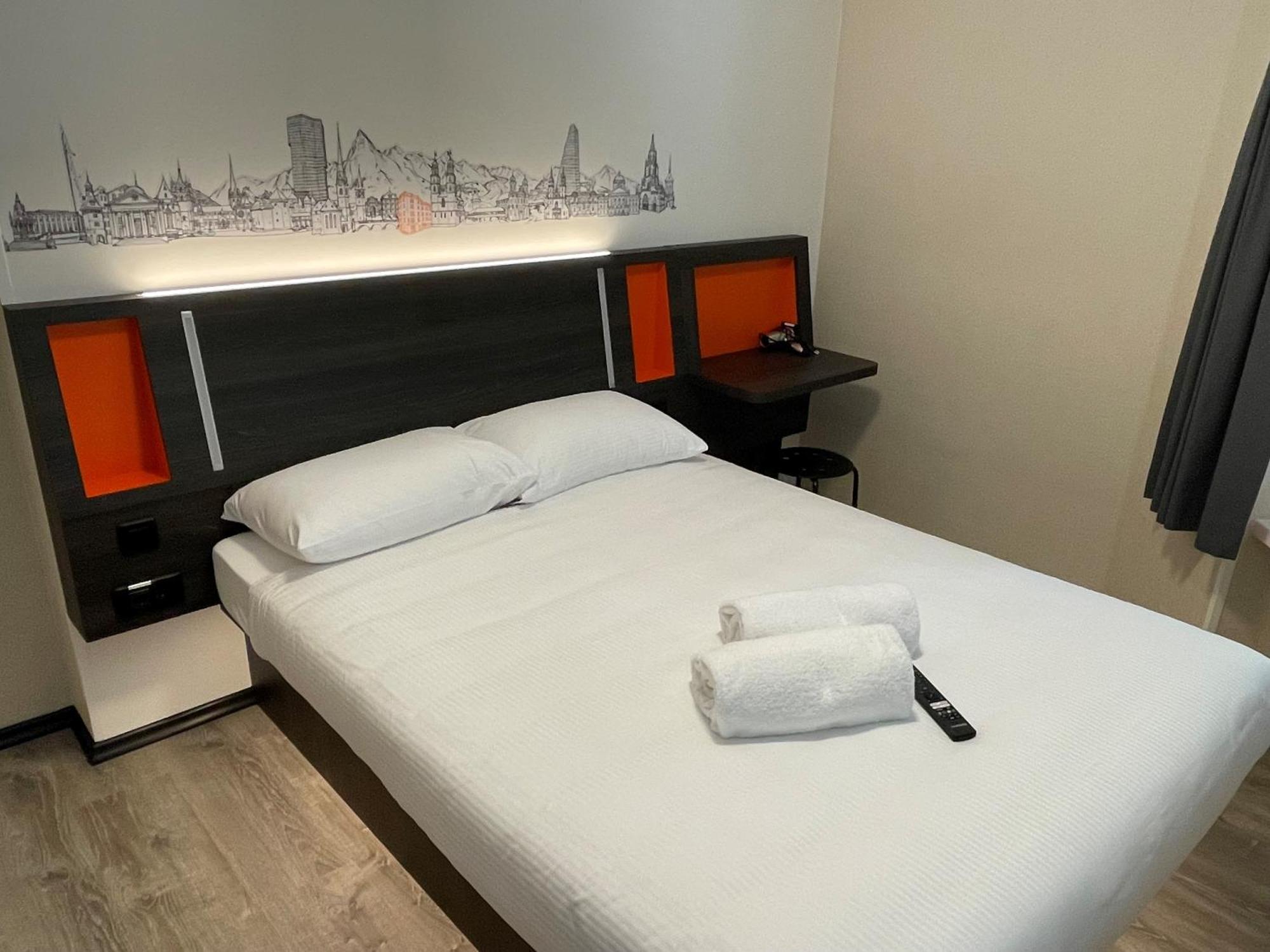 Easyhotel Zuerich Main Station Luaran gambar